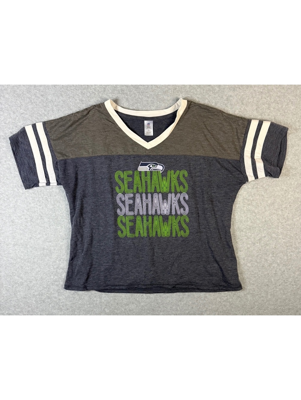Seattle Seahawks Women’s T shirt Size Large